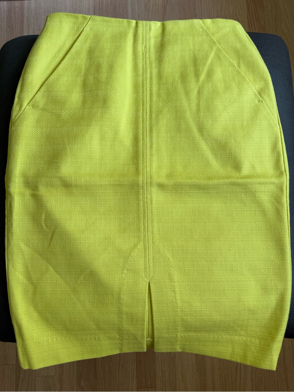 NWOT Loft Womens Neon Yellow Knee Length Pencil Skirt - 00